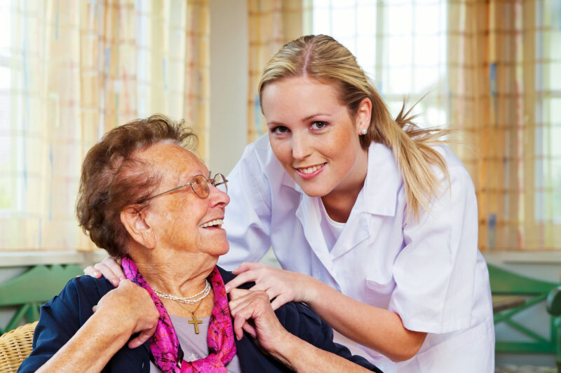 What’s Better for Your Loved Ones: Assisted Living or Home Care?